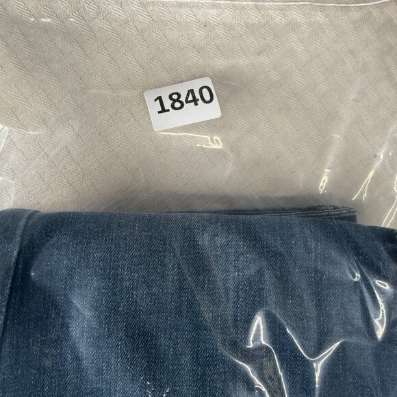 Fashion Bug Womens Size 14 Blue Denim Jeans Tapered Leg Mid-Rise - Picture 8 of 8